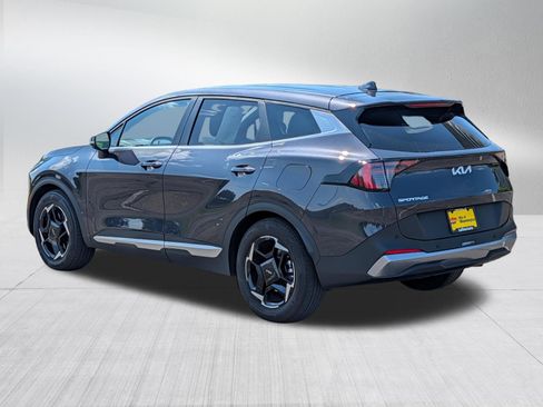 Used 2026 Kia Sportage EX FWD image 5