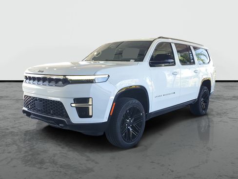 New 2026 Jeep Grand Wagoneer L Limited AWD/4WD image 4