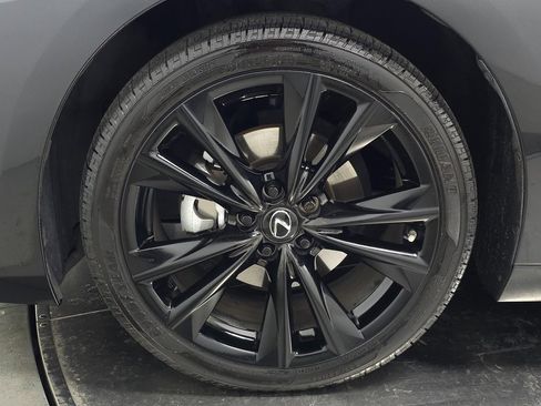 Used 2022 Lexus ES 300h F Sport w/ Accessory Package 2 image 16