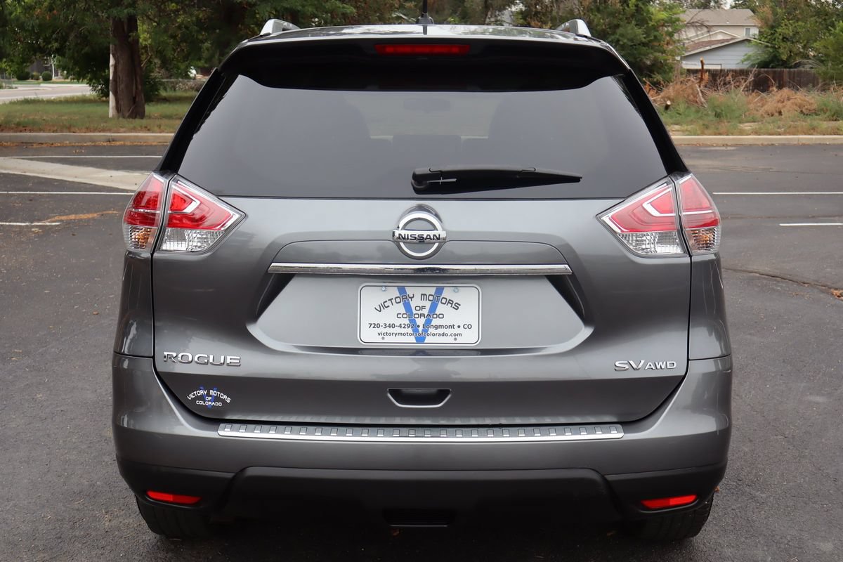 Used 2016 Nissan Rogue SV w/ SV Premium Package AWD/4WD image 6