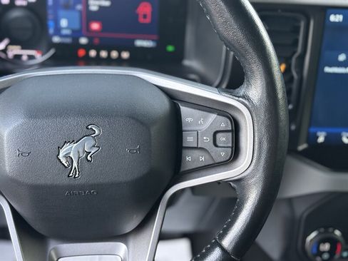 Used 2021 Ford Bronco Badlands image 21