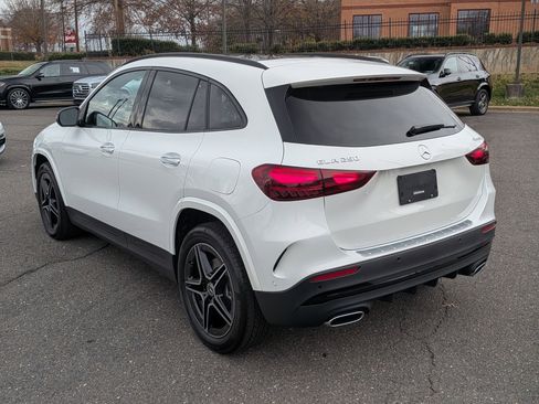Certified 2025 Mercedes-Benz GLA 250 4MATIC image 5