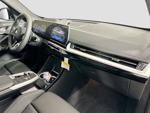 New 2026 BMW X1 xDrive28i w/ Technology Package AWD/4WD image 29
