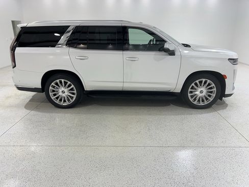 Used 2021 Cadillac Escalade Premium Luxury w/ Driver Assist Tech Package image 6