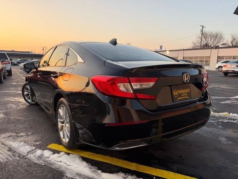 Used 2018 Honda Accord LX image 32