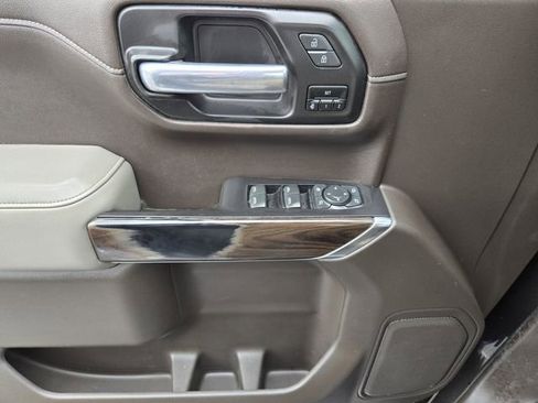 Used 2021 GMC Sierra 1500 SLT image 32