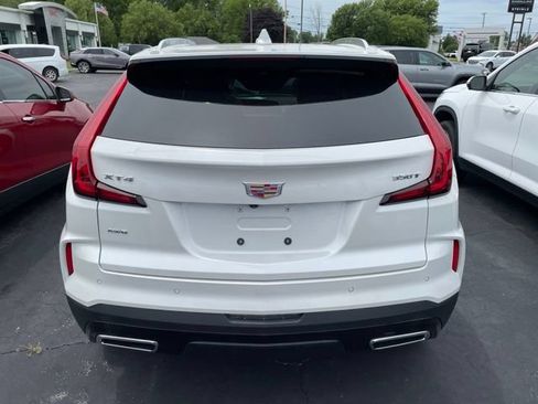 Used 2024 Cadillac XT4 Premium Luxury w/ Cold Weather Package AWD/4WD image 5