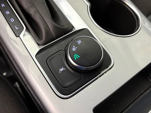 Used 2023 Chevrolet Blazer LT FWD image 33