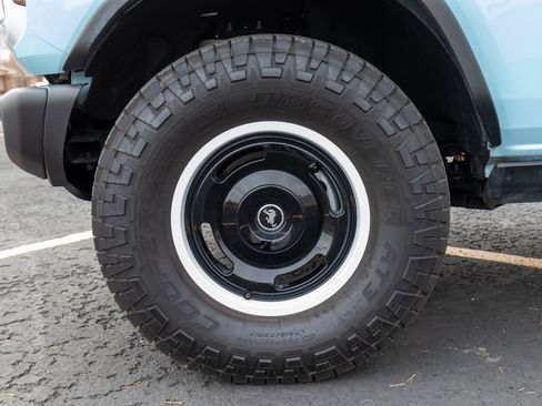 Used 2024 Ford Bronco Heritage Edition image 35