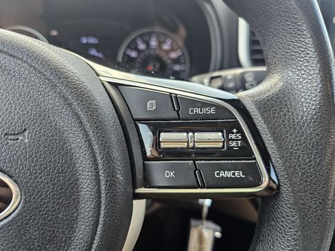 Used 2020 Kia Sportage LX AWD/4WD image 45