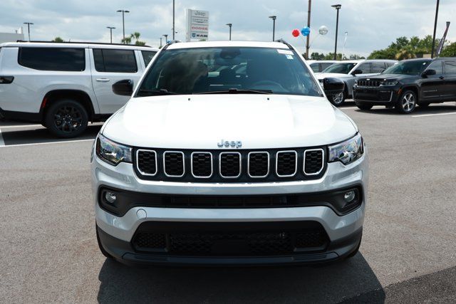 New 2026 Jeep Compass Latitude AWD/4WD image 2