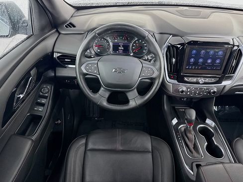 Used 2023 Chevrolet Traverse RS FWD image 23