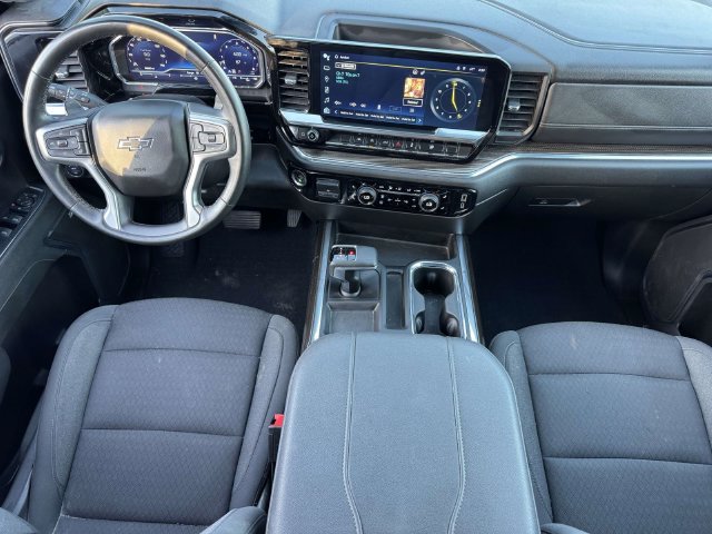 Used 2023 Chevrolet Silverado 1500 RST w/ Convenience Package II AWD/4WD image 18