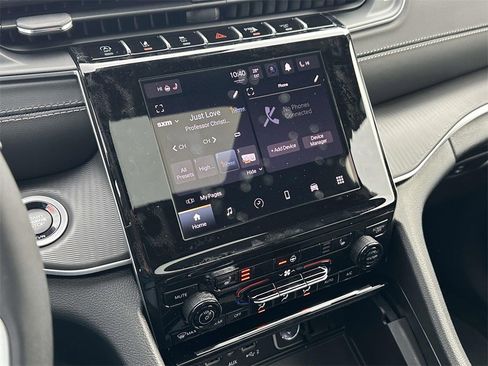 New 2025 Jeep Grand Cherokee L Limited image 15