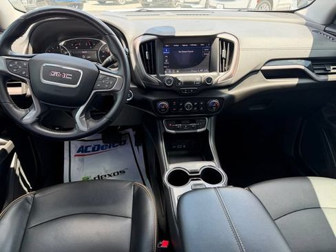 Used 2022 GMC Terrain AT4 w/ Tech Package AWD/4WD image 10