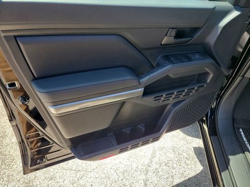 New 2026 Toyota Tacoma SR5 AWD/4WD image 20