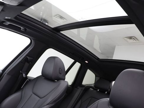 Used 2024 BMW X3 xDrive30i image 17