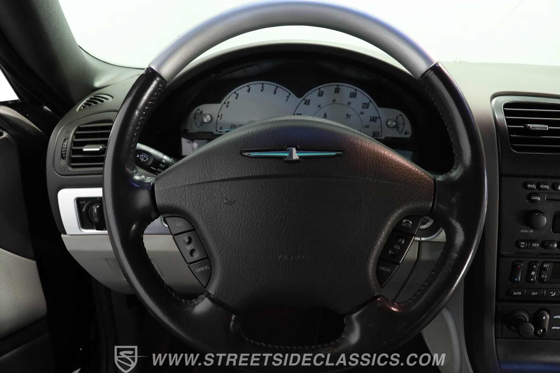 Used 2002 Ford Thunderbird Neiman Marcus RWD image 36
