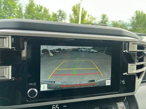 Used 2024 Toyota Tundra SR5 AWD/4WD image 28