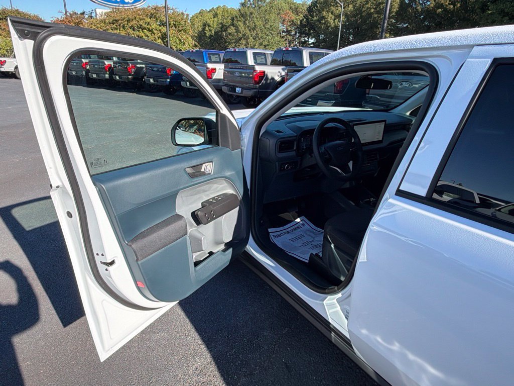 New 2026 Ford Maverick XL FWD image 9
