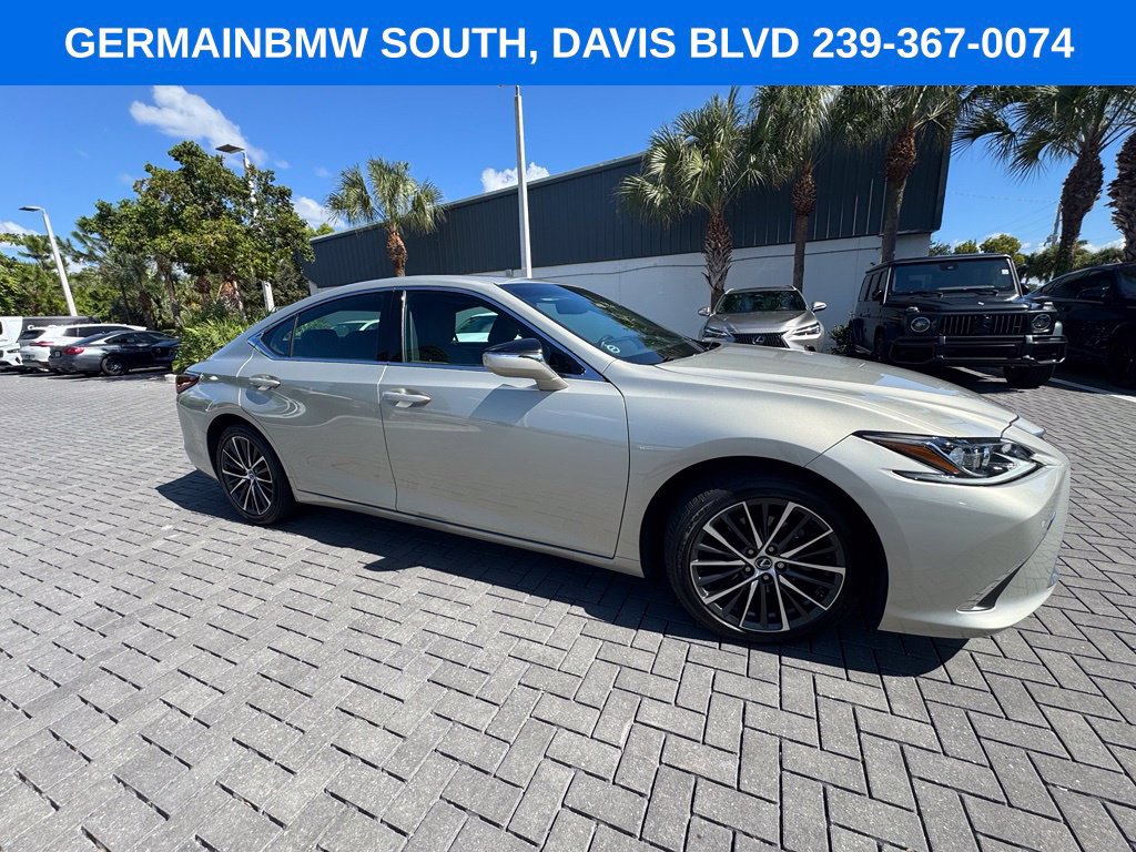 Used 2022 Lexus ES 350 w/ Premium Package FWD image 10