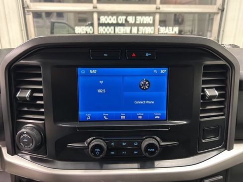 Used 2022 Ford F150 XLT w/ Trailer Tow Package image 23