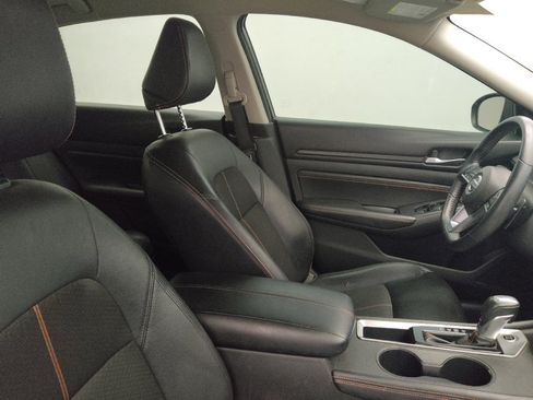 Used 2020 Nissan Altima 2.5 SR FWD image 21