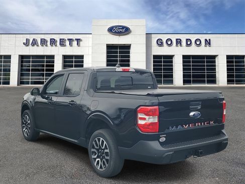 Certified 2024 Ford Maverick Lariat image 3