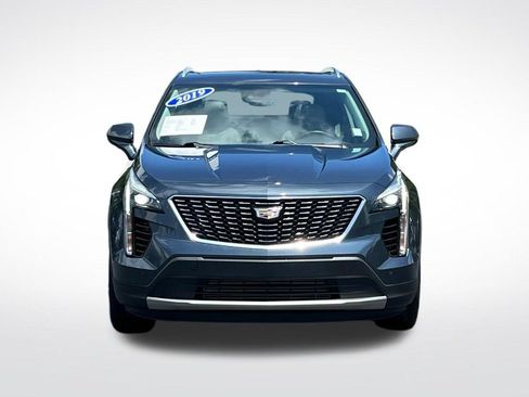 Used 2019 Cadillac XT4 Premium Luxury FWD image 2