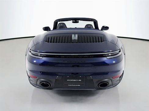 Used 2021 Porsche 911 Cabriolet image 28