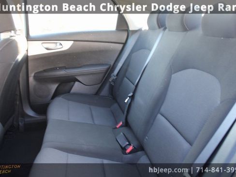 Used 2024 Kia Forte LX image 32