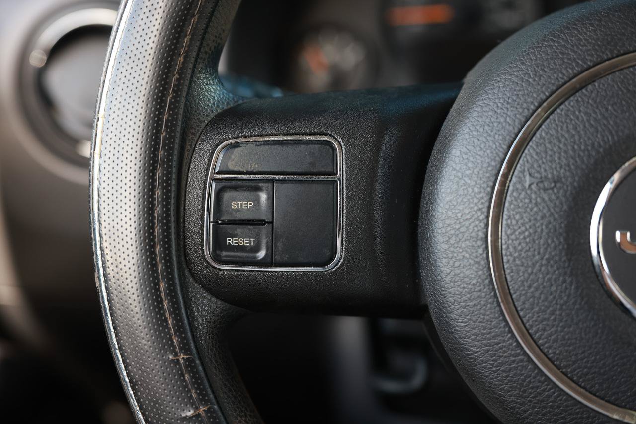 Used 2014 Jeep Compass Sport w/ Power Value Group FWD image 26