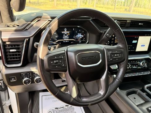 Used 2025 GMC Sierra 3500 Denali Ultimate image 20
