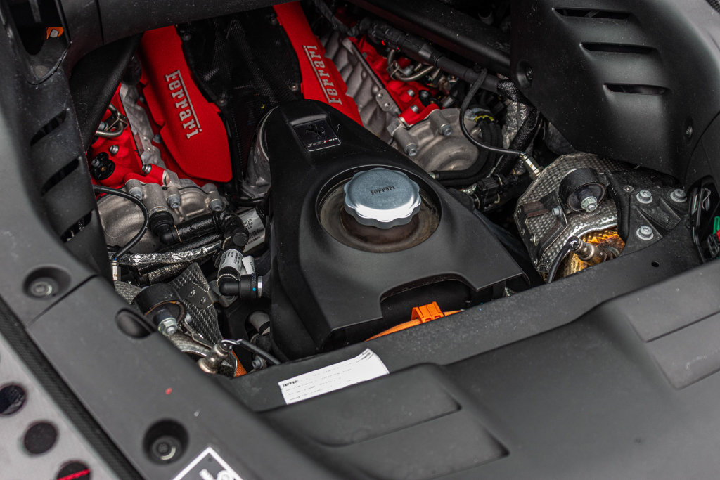 Used 2024 Ferrari SF90 Spider AWD/4WD image 61