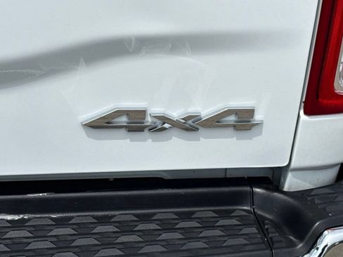 Used 2024 RAM 2500 Tradesman w/ Chrome Appearance Group AWD/4WD image 43