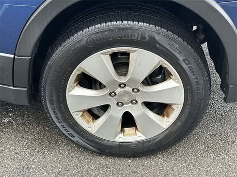 Used 2011 Subaru Outback 2.5i Premium w/ All-Weather Pkg image 5