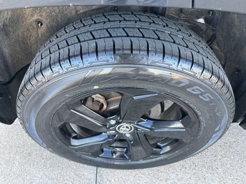 Used 2020 Toyota RAV4 XSE image 21