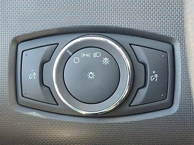 Used 2023 Ford F650 2WD Regular Cab Super Duty image 28
