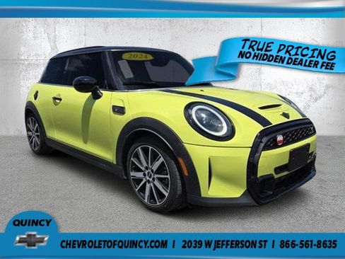 Used 2024 MINI Cooper S w/ Signature Upholstery Package FWD image 1