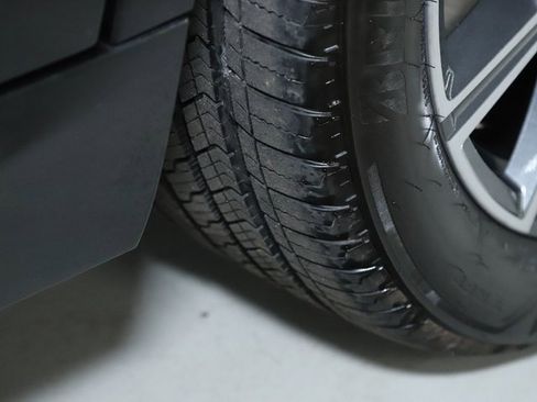 Used 2022 BMW X5 xDrive40i w/ M Sport Package image 37