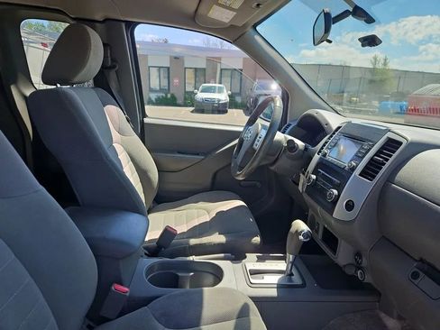 Used 2018 Nissan Frontier S RWD image 5