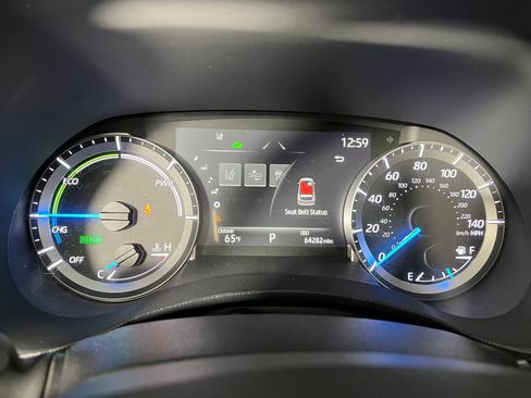 Used 2023 Toyota Highlander LE image 16