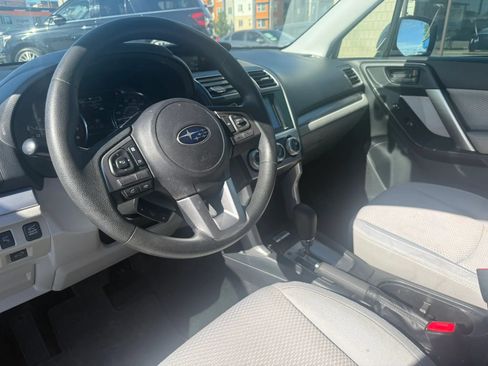 Used 2018 Subaru Forester 2.5i Premium AWD/4WD image 9