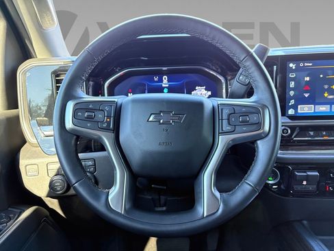 Used 2024 Chevrolet Silverado 2500 LT w/ Z71 Sport Edition image 10