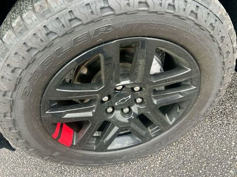 Used 2022 Chevrolet Silverado 1500 RST w/ Redline Edition AWD/4WD image 14