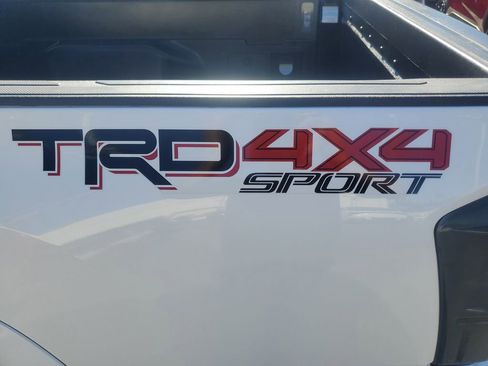 Used 2023 Toyota Tacoma TRD Sport image 8