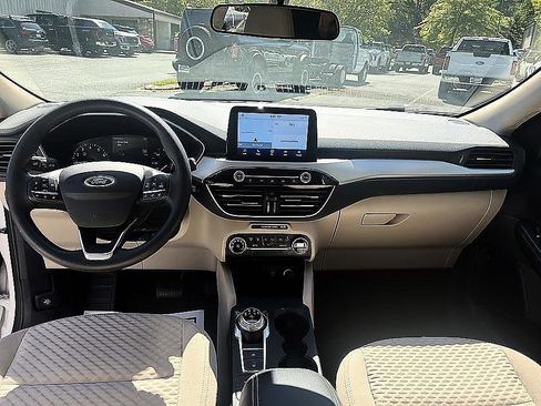 Used 2020 Ford Escape SE AWD/4WD image 9