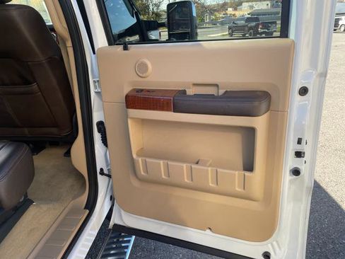 Used 2015 Ford F350 King Ranch w/ King Ranch w/Chrome Package image 24