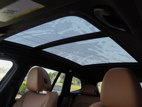 Certified 2024 BMW X3 sDrive30i w/ M Sport Package RWD image 11