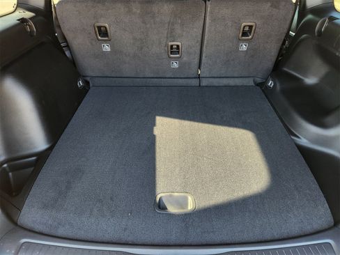 New 2026 Jeep Grand Cherokee Altitude image 30